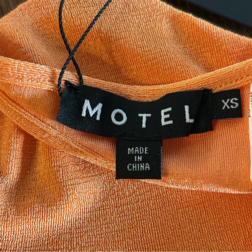 Motel Rocks Orange Crop Top - Picture 3 of 3